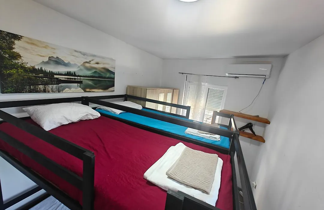 High Hostel-1